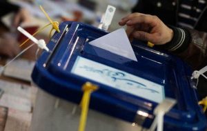 ایسپا: طبق آخرین نظرسنجی‌ها، میزان مشارکت در انتخابات مجلس در کشور ۴۱ درصد و در تهران ۲۳.۵ درصد خواهد بود