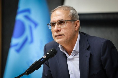 معاون بانک مرکزی: ۳۵ درصد تعهدات ارزی صادراتی ایفا نشده مربوط به کارت‌های بازرگانی اجاره‌ای و یک‌بار مصرف است